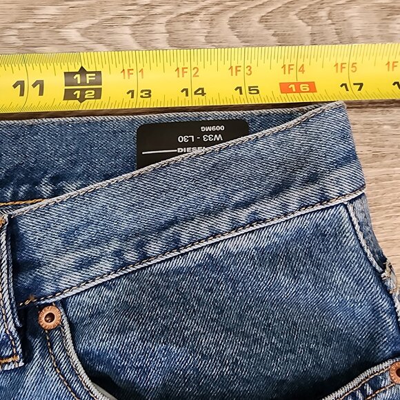 Diesel Library Men's D-Macs Straight Leg Button Fly Jeans Size W33 L30 - Picture 5 of 10